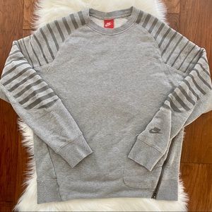 Nike Crew Neck Pullover Sweatshirt Large